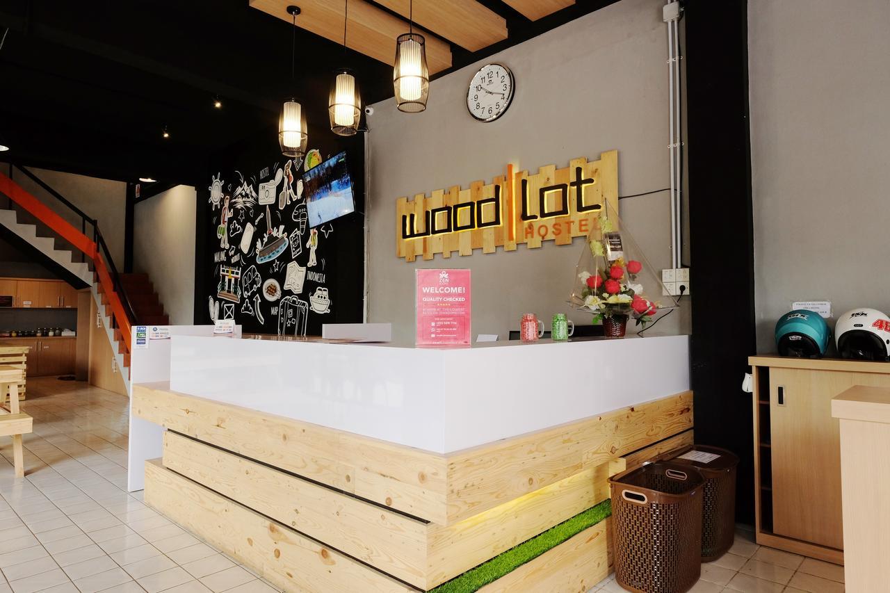 Zen Hostel Alun-Alun Sarinah Malang Dış mekan fotoğraf